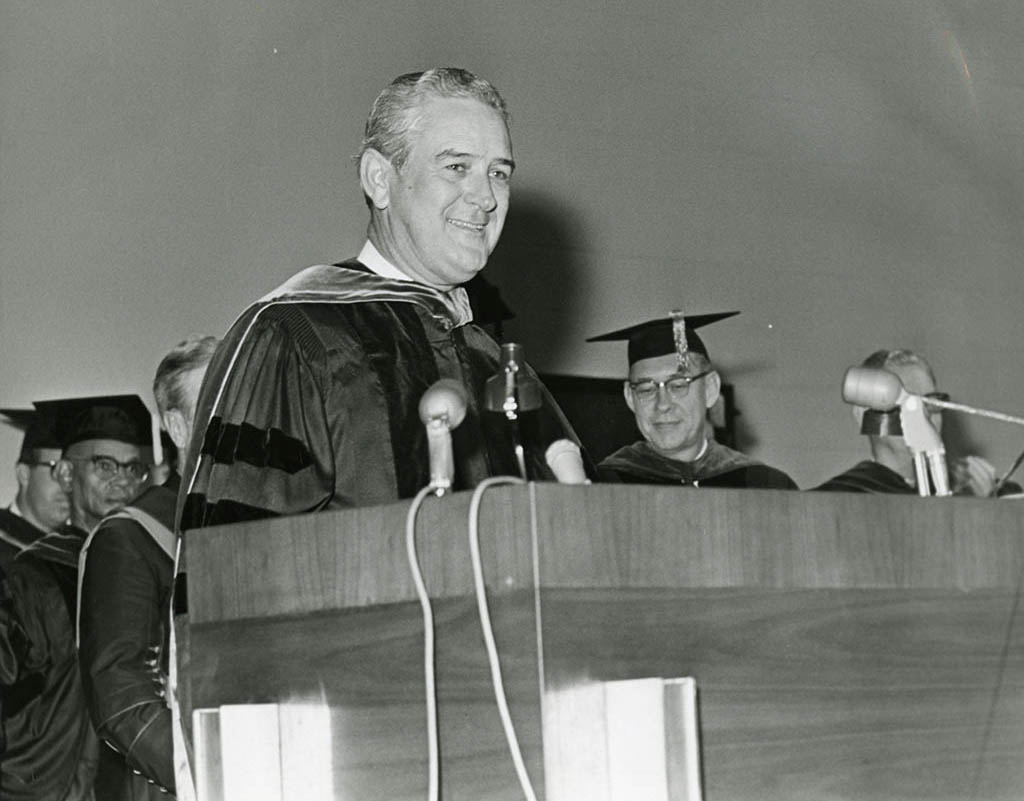 Governor Connally delivers an address