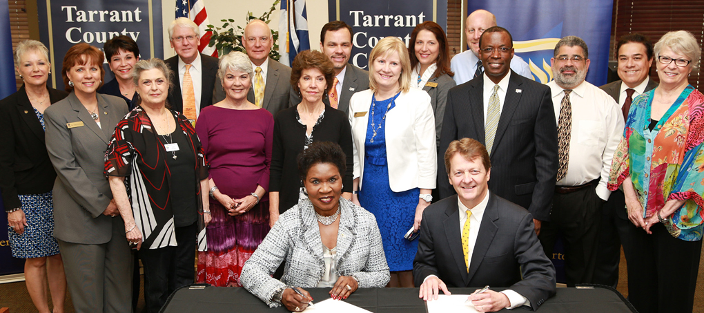 TCC and Texas Wesleyan officials sign agreement