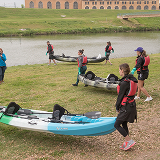 Trinity River volunteers heading to the river